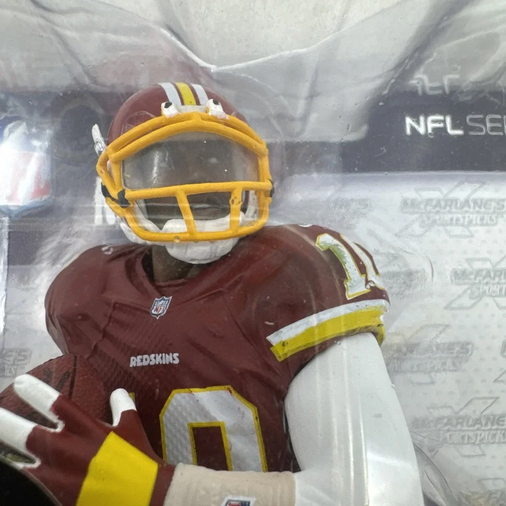 McFarlane Toys mcfarlane robert